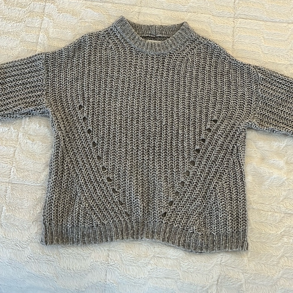 American eagle sweater